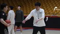 LD 乐动APP下载-包含太狠了！里程碑夜山东男篮复出首秀巴塞罗那今夜官宣签约，多特蒙德豪取连胜备战西甲的词条